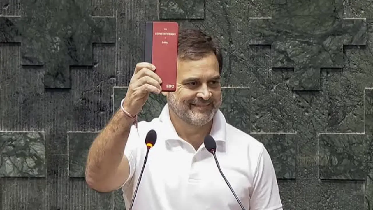 ‘संविधान को फाड़कर फेंक दिया’, ECI विवाद पर Rahul Gandhi का बयान