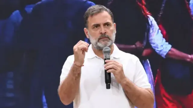 छात्राओं से कथित मारपीट पर बरसे Rahul Gandhi, बोले- ‘सत्याग्रह नहीं टूटेगा’