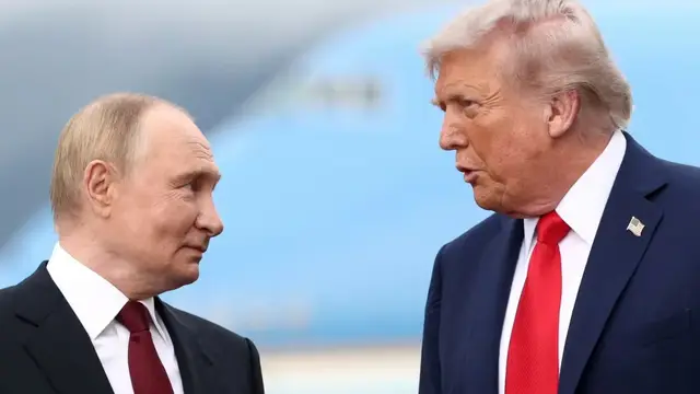 Trump ने रूस पर नए प्रतिबंध रोके, भारत पर 100% टैरिफ का खतरा टला