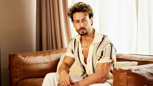 Tiger Shroff ही नहीं, इन स्टार्स के घर पर भी हो चुकी है Firing, देखें पूरी लिस्ट