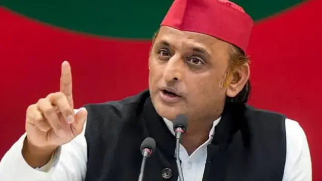 ‘फूलमती सूरज’ का नाम कई जगह दर्ज मिला, वोटर लिस्ट पर Akhilesh ने उठाए सवाल
