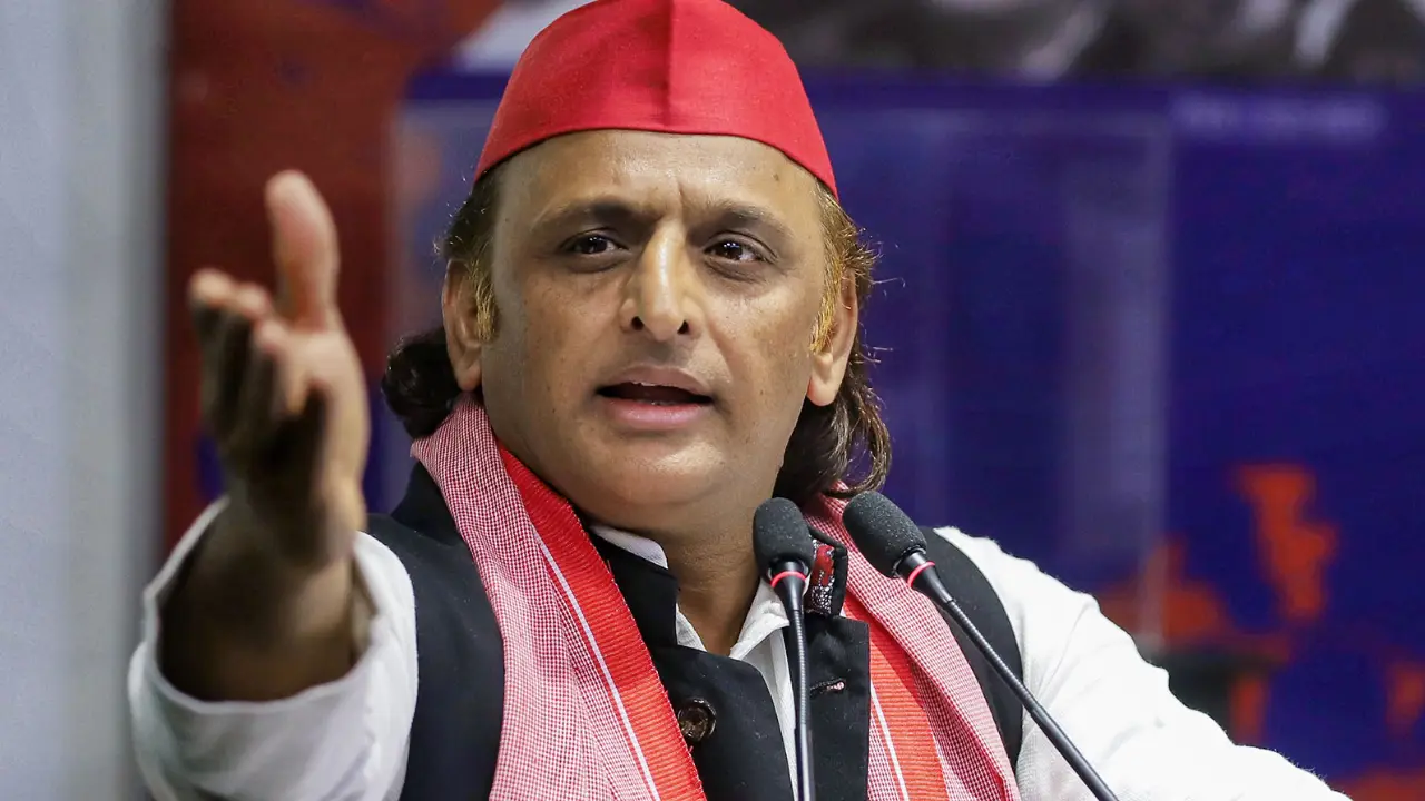 ‘योगी बेरोजगार होंगे, तभी युवाओं को नौकरी’, Akhilesh Yadav ने BJP पर कसा तंज