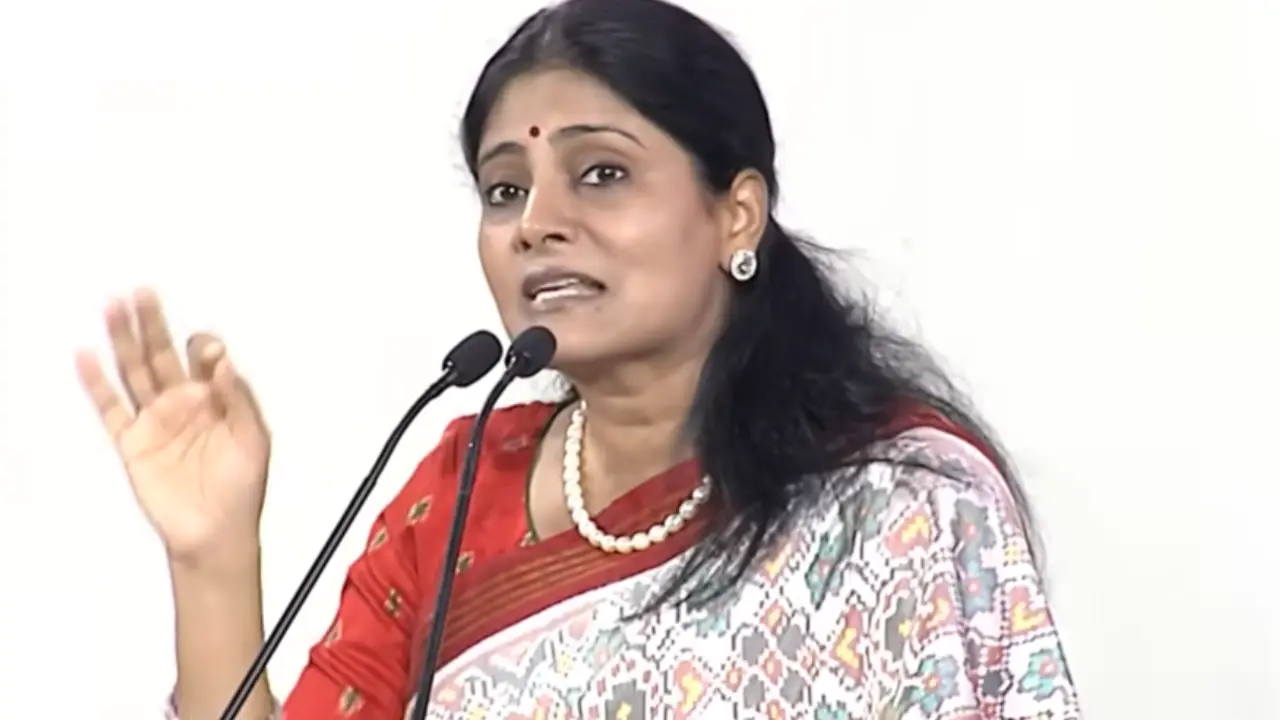 Ayushman Card से कहां मिलेगा इलाज? Anupriya Patel ने दी जानकारी