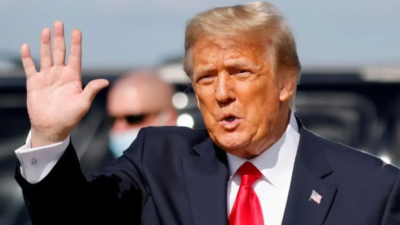 ‘You are disgusting’, पत्रकार पर भड़के Trump, बोले- अपनी हालत सुधारो