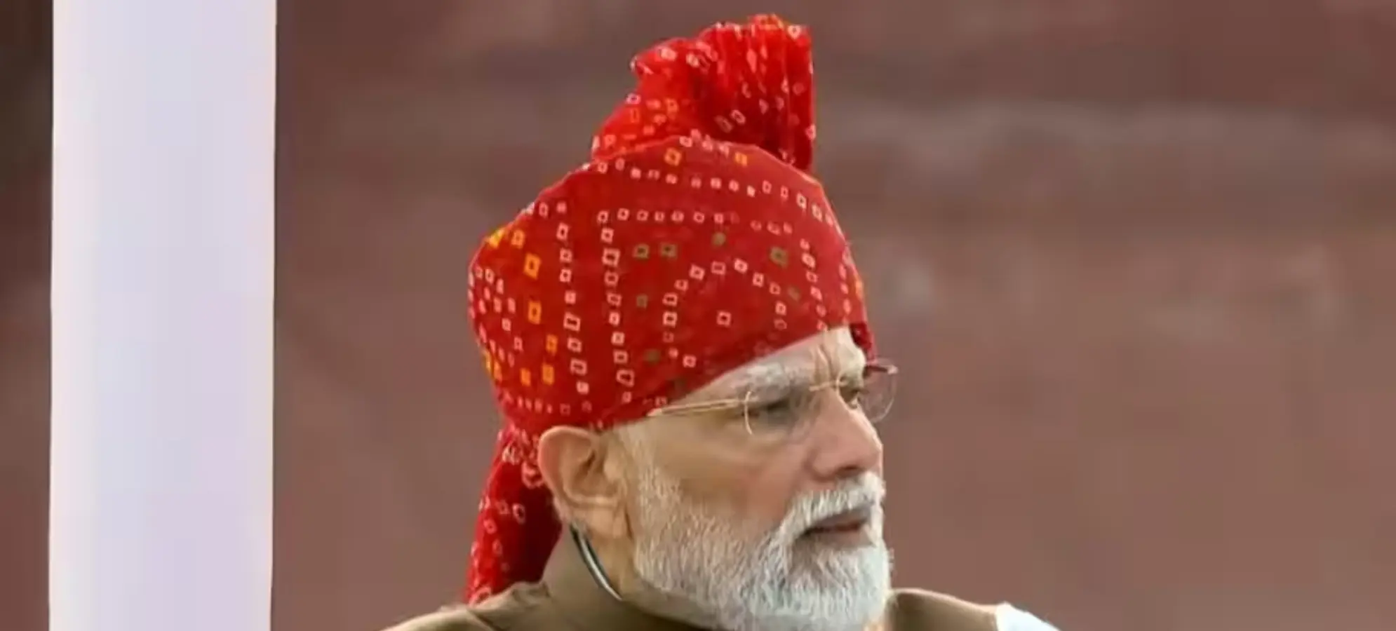 PM Modi: മത്സരപരീക്ഷകൾക്ക് ഓൺലൈൻ കോച്ചിങ് ഫ്രീ, ഒരു കോടി പേർക്ക് എഐ പരിശീലനം; വമ്പൻ പ്രഖ്യാപനങ്ങളുമായി പ്രധാനമന്ത്രി