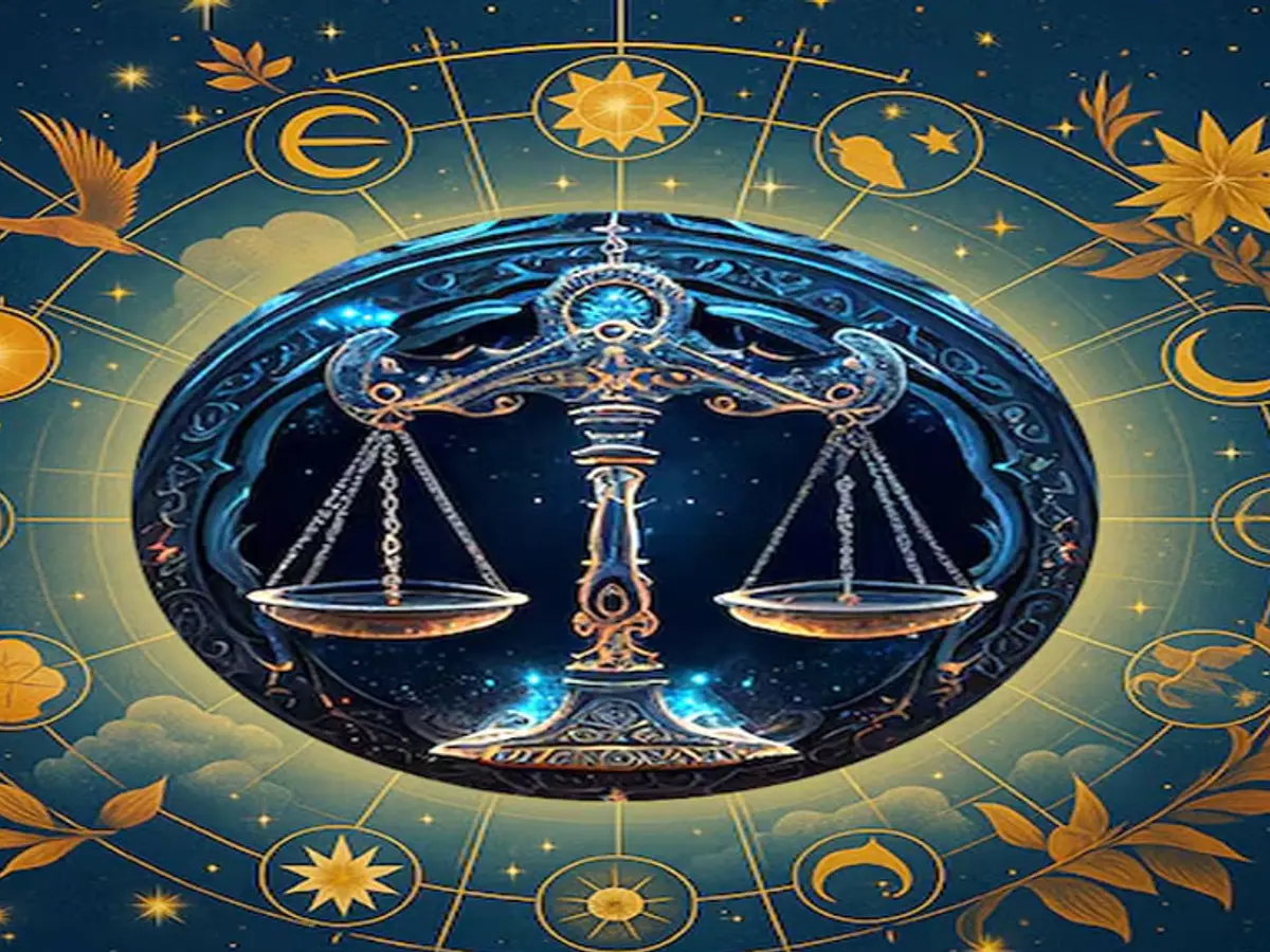 തുലാം (Libra): ഇവർക്കും ശനിയുടെ നക്ഷത്ര മാറ്റം സ്ഥാനവും ബഹുമാനവും വർദ്ധിപ്പിക്കും, വളരെക്കാലമായി കാത്തിരുന്ന കരിയറിലെ നേട്ടങ്ങനാൽ കൈവരിക്കാൻ കഴിയും. നിങ്ങളുടെ സ്ഥാനവും അംഗീകാരവും വർദ്ധിക്കും. ഈ സമയത്ത് ചെയ്യുന്ന ജോലി ഭാവിയിൽ നിങ്ങൾക്ക് കാര്യമായ നേട്ടങ്ങൾ നൽകും. നിങ്ങളുടെ നെറ്റ്‌വർക്ക് ശക്തിപ്പെടും. നിങ്ങൾക്ക് തീർപ്പാക്കാത്ത ഫണ്ടുകൾ ലഭിച്ചേക്കാം, അത് ആശ്വാസം നൽകും, കൂടാതെ മാസാവസാനം വരെ നിങ്ങളുടെ സാമ്പത്തിക സ്ഥിതി മികച്ചതായിരിക്കും.ശനിയുടെ നക്ഷത്ര മാറ്റം സ്ഥാനവും ബഹുമാനവും വർദ്ധിപ്പിക്കും