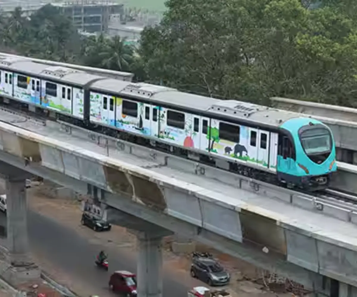 Kochi Metro: കൊച്ചി മെട്രോ മൂന്നാംഘട്ടത്തിൽ ഭൂഗർഭപാതയില്ല; ഡിപിആർ സർക്കാരിന് സമർപ്പിച്ചെന്ന് കെഎംആർഎൽ