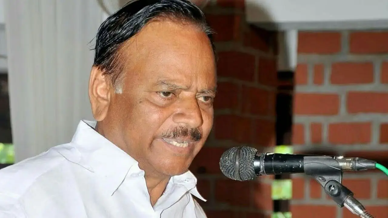 മുതിർന്ന കോൺഗ്രസ് നേതാവും ചിറ്റൂർ മുൻ എംഎൽഎയുമായ കെ അച്യുതൻ അന്തരിച്ചു