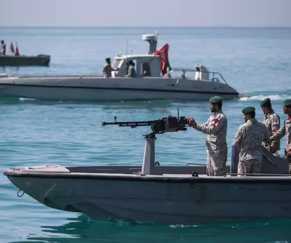 US Submarine: അമേരിക്കയുടെ അത്യാധുനിക ആളില്ലാ മുങ്ങിക്കപ്പൽ പിടിച്ചെടുത്തതായി ഇറാൻ; ഉപരോധം കടുപ്പിച്ച് യുഎസ്