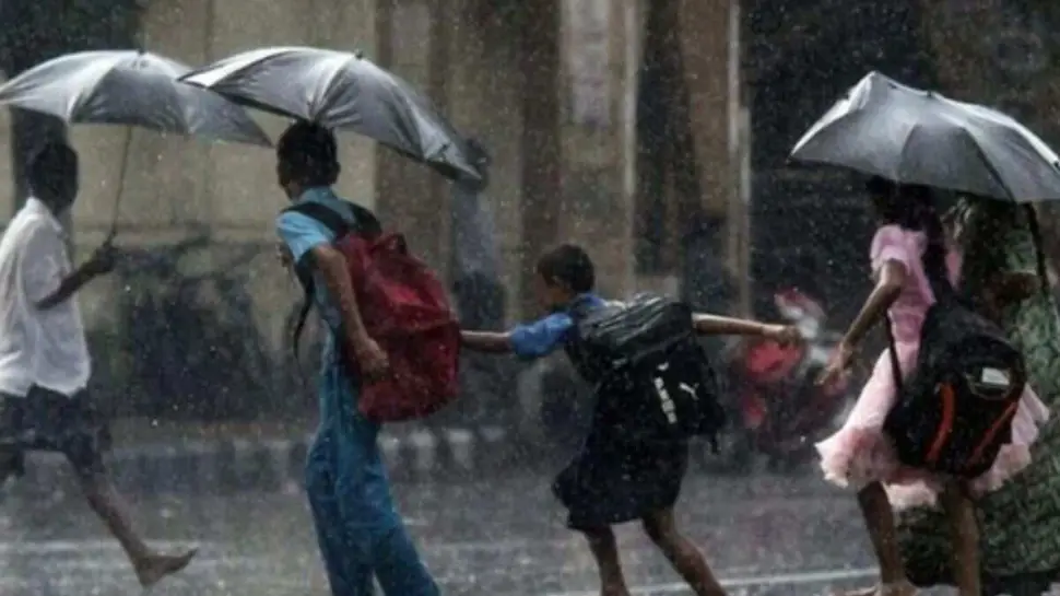 Kerala Rain Updates: ബം​ഗാൾ ഉൾക്കടലിൽ ന്യൂനമർദം; നാളെയും, മറ്റന്നാളും എട്ട് ജില്ലകളിൽ മഴ മുന്നറിയിപ്പ്