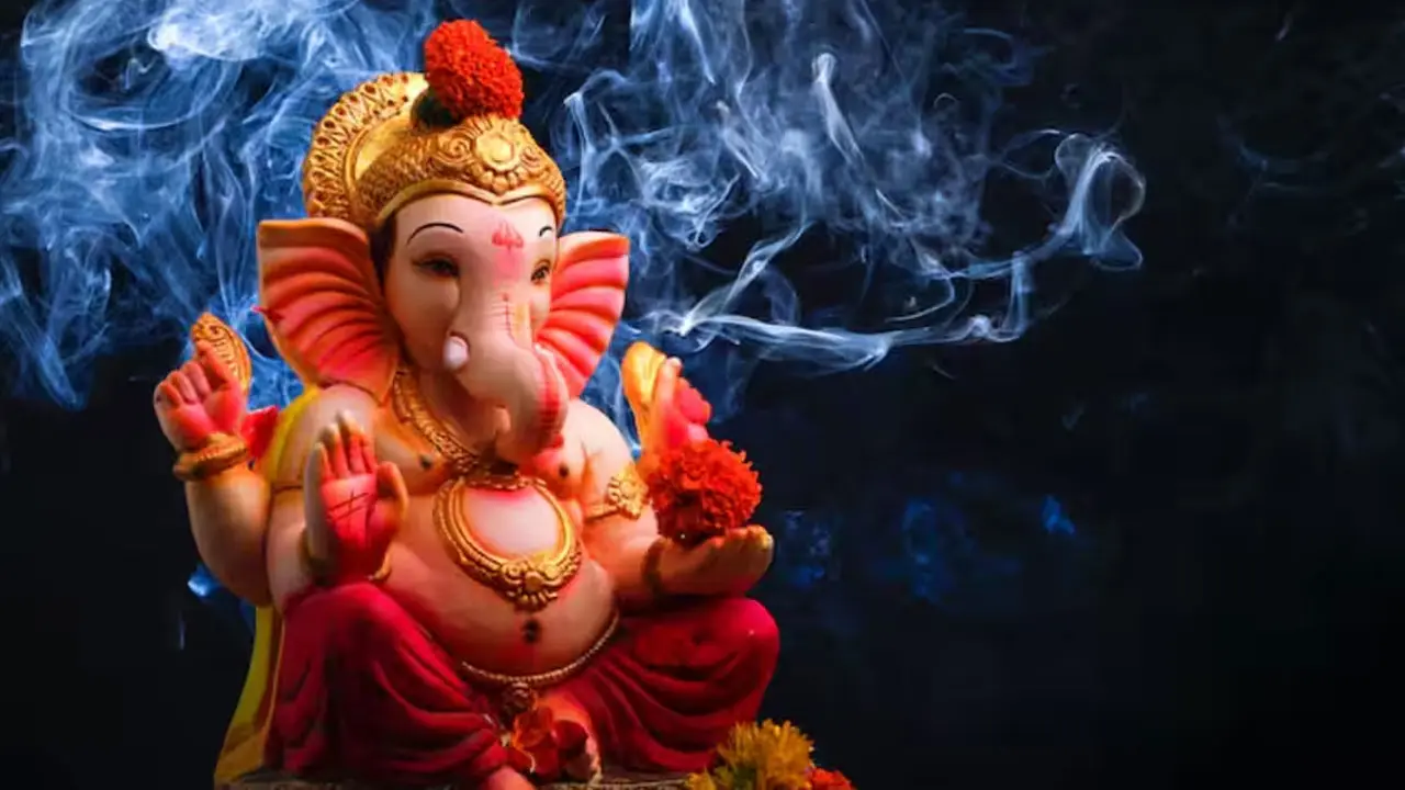 Ganesh Chaturthi 2026: ഗണേശ ചതുർത്ഥിക്ക് വിഗ്രഹം വാങ്ങുമ്പോൾ ഇവ ശ്രദ്ധിക്കണം, അറിയാം...