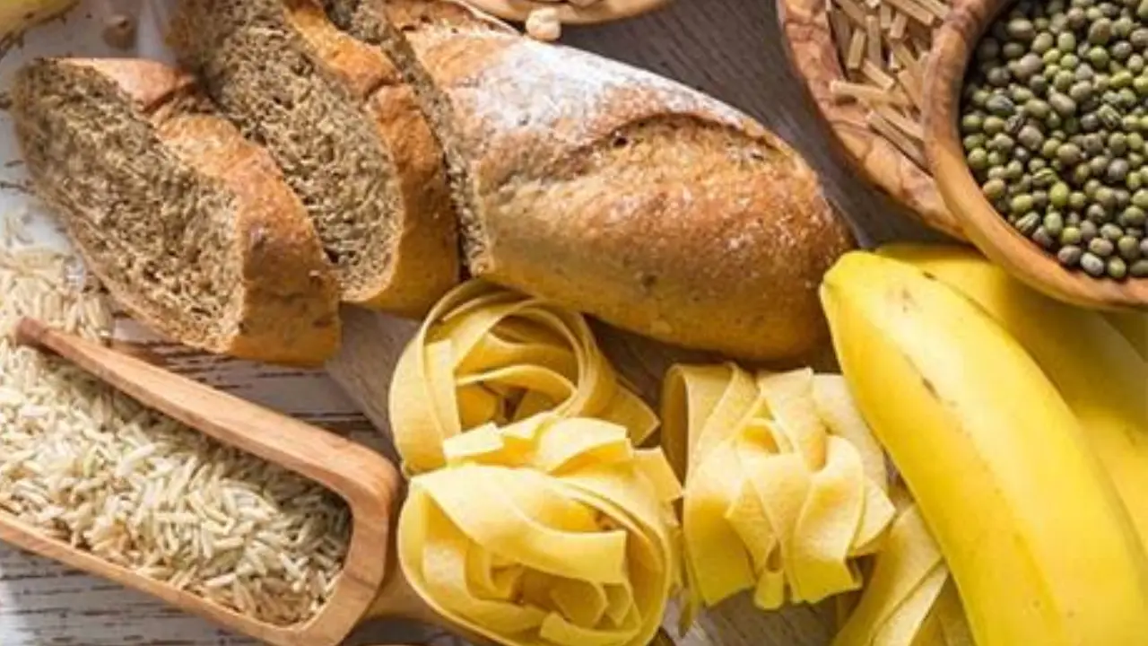Best Carb Foods: കാർബ്സ് കഴിച്ചും വണ്ണം കുറയ്ക്കാം! ഡയറ്റിൽ ഉൾപ്പെടുത്തേണ്ട മികച്ച കാർബോഹൈഡ്രേറ്റുകൾ...