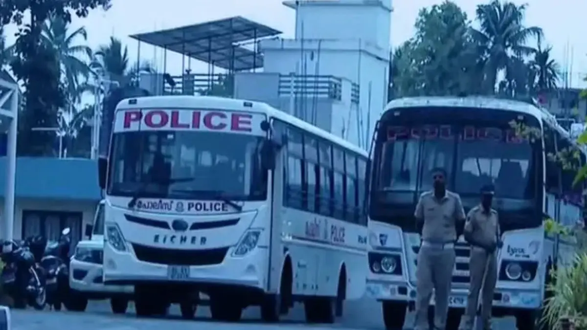 Messi Kerala Visit Fraud: മെസ്സിയുടെ പേരിലെ തട്ടിപ്പ്: അഗസ്റ്റിൽ സഹോദരന്മാരുടെ  വീട്ടിലും ഓഫീസിലും റെയ്‌ഡ്‌