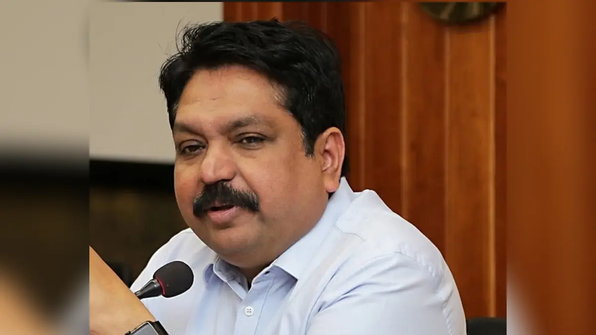 Tomin J Thachankary: മുൻ ഡിജിപി ടോമിൻ ജെ. തച്ചങ്കരി ജയിലിലേക്ക്; നാല് വർഷം തടവുശിക്ഷ വിധിച്ചു