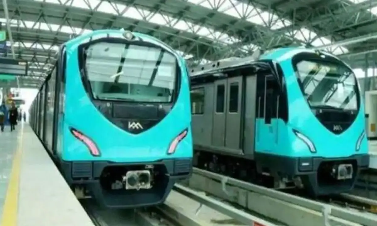 Kochi Metro: ബ്രസീൽ-ഇന്ത്യ ഫുട്ബോൾ മത്സരം; സ്പെഷ്യൽ മെട്രോ സർവീസുമായി കൊച്ചി മെട്രോ