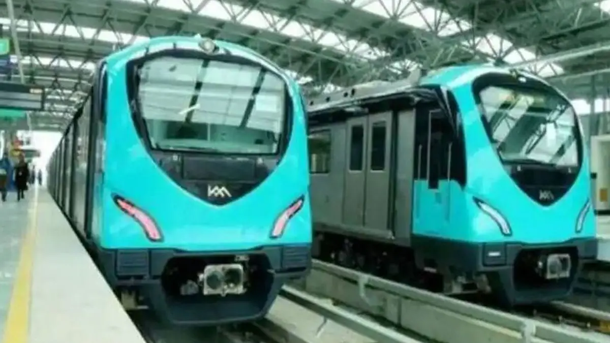 Kochi Metro: ബ്രസീൽ-ഇന്ത്യ ഫുട്ബോൾ മത്സരം; സ്പെഷ്യൽ മെട്രോ സർവീസുമായി കൊച്ചി മെട്രോ
