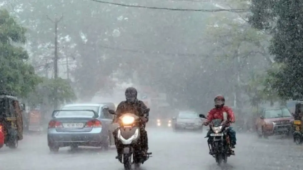 Kerala Weather Updates: സംസ്ഥാനത്ത് ഇന്ന് മഴ കനത്തേക്കും; 7 ജില്ലകളിൽ ഇന്ന് യെല്ലോ അലർട്ട്!