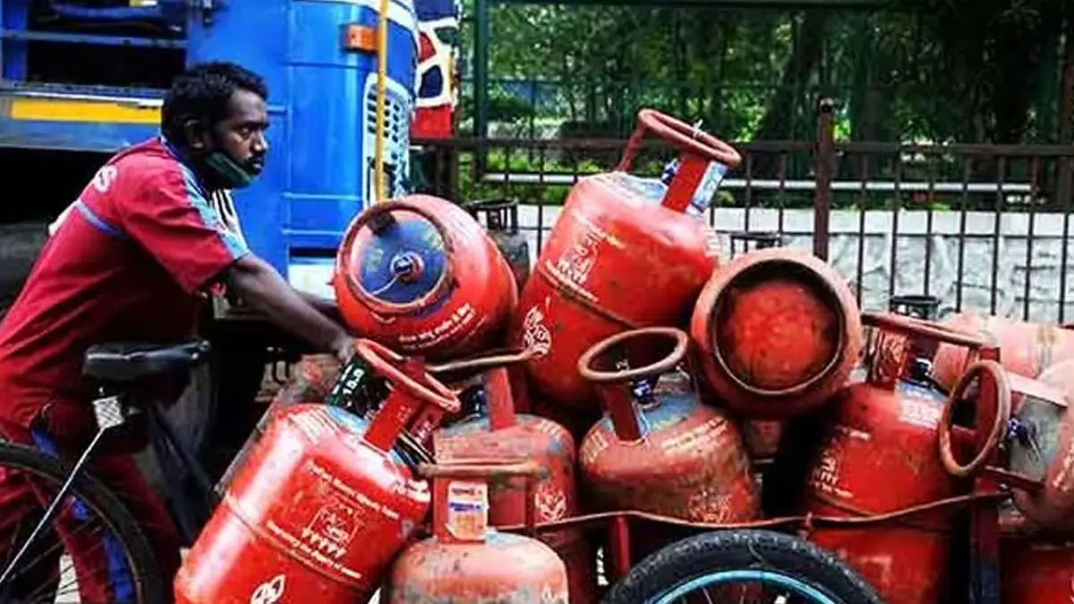 LPG New Rule: വെറും 3 ദിവസം... എംപിജി സിലിണ്ടർ ബുക്കിംഗിൽ ഒക്ടോബർ 1 മുതൽ വൻ മാറ്റം