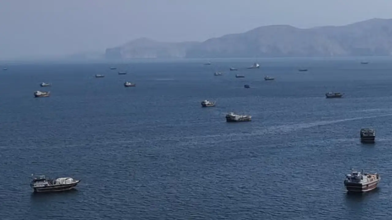 Strait Of Hormuz: ഹോർമുസിൽ ഇന്ധന ടാങ്കറിന് നേരെ മിസൈൽ ആക്രമണം; 11 ഇന്ത്യക്കാർ ഉൾപ്പെടെ 12 നാവികർക്ക് പരിക്ക്