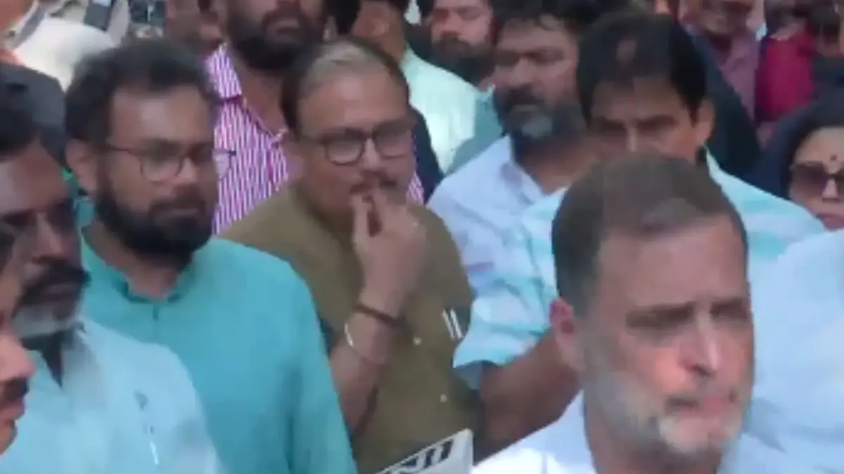 ​Jantar Mantar Protest: ഗ്യാനേഷ് കുമാറിന്റെ രാജി ആവശ്യപ്പെട്ട് ജന്തർ മന്തർ മാർച്ചിനൊരുങ്ങി ഇന്ത്യാ സഖ്യം; സുരക്ഷ ശക്തമാക്കി പോലീസ്