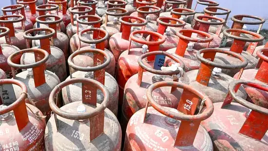 LPG New Connection: ഗ്യാസ് കണക്ഷനുകള് ലഭിക്കുന്നില്ലേ? ബദല് മാര്ഗ്ഗങ്ങള് നിരവധി