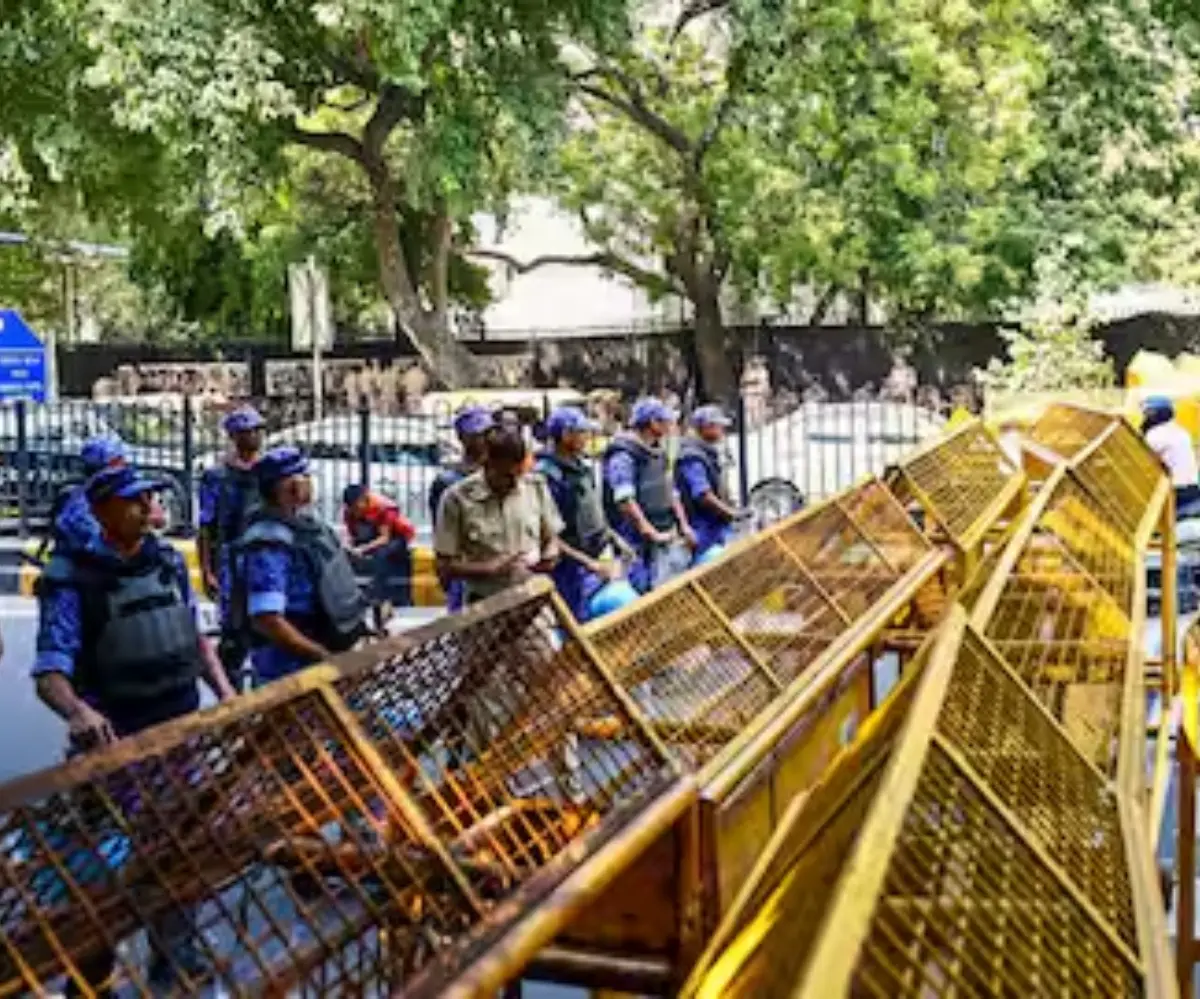 Delhi Protest: ജന്തർ മന്തറിലേക്ക് മാർച്ച് നടത്തി ഇടതുസംഘടനകൾ, തടഞ്ഞ് പോലീസ്; എഎ റഹീം, നികേഷ് കുമാർ ഉൾപ്പെടെയുള്ളവർ കസ്റ്റഡിയിൽ