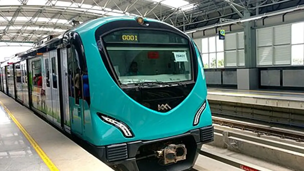 KMRL Job Vacancies: ITI, BA, B.Tech യോഗ്യതയുണ്ടോ? എങ്കിൽ കൊച്ചി മെട്രോയിൽ ജോലി നേടാം
