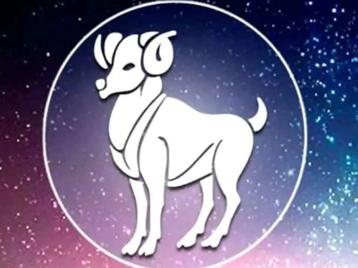 മേടം (Aries): ഇന്നിവർക്ക് പുത്തൻ ഊർജ്ജവും ഉത്സാഹവും നിറഞ്ഞ ദിവസമായിരിക്കും. നിങ്ങളുടെ കഠിനാധ്വാനം ഫലം ചെയ്യും, പുരോഗതിക്കുള്ള പുതിയ അവസരങ്ങൾ ഉയർന്നുവന്നേക്കാം. ബിസിനസുകാർക്ക് പുരോഗതിക്കുള്ള അവസരങ്ങൾ കാണും