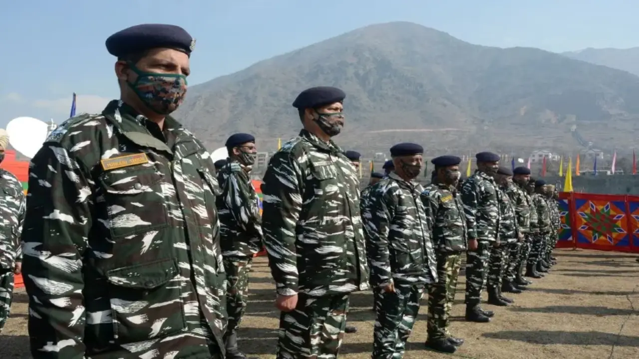 CRPF Sports Quota Recruitment: എഴുത്തുപരീക്ഷയില്ല, സിആർപിഎഫിൽ കായികതാരങ്ങൾക്ക് അവസരം; വനിതകൾക്കും അപേക്ഷിക്കാം