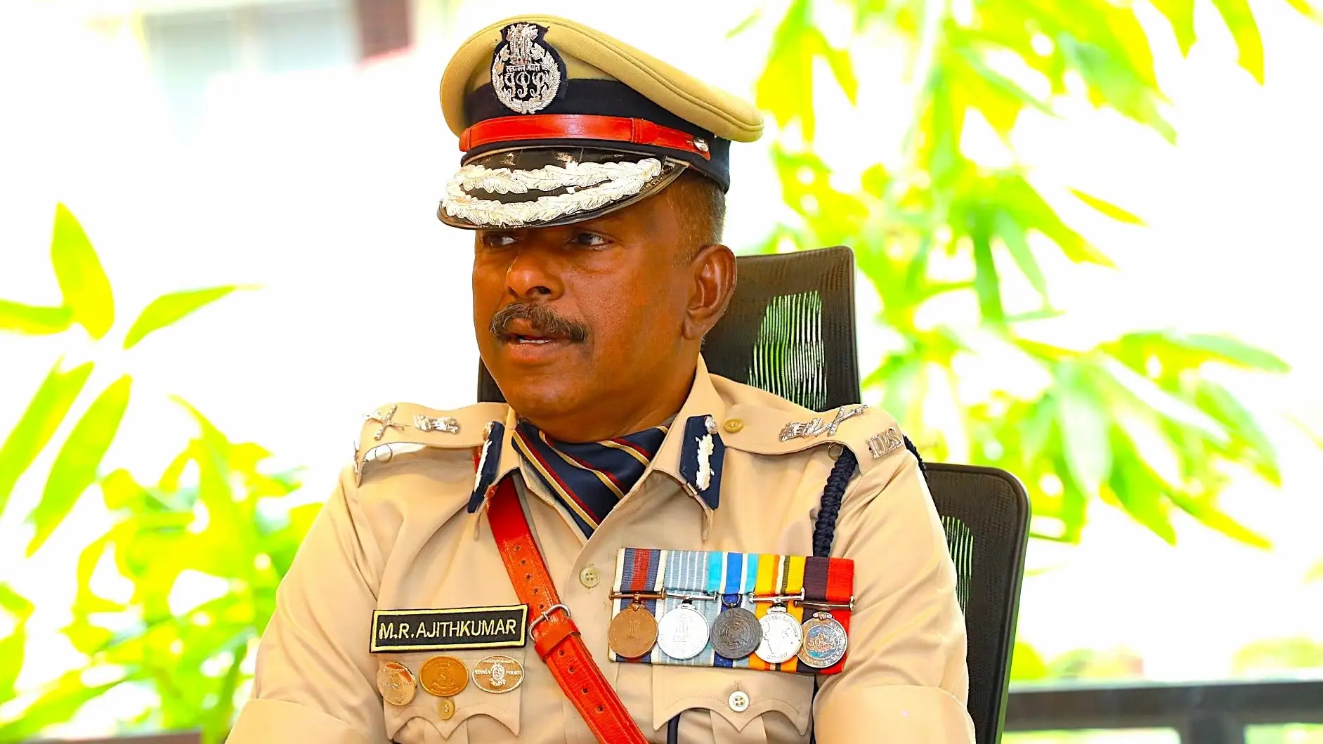 M R Ajith Kumar Suspension: എഡിജിപി എം. ആര്‍. അജിത് കുമാറിന്റെ സസ്പെന്‍ഷന്‍ 120 ദിവസത്തേക്ക് നീട്ടി