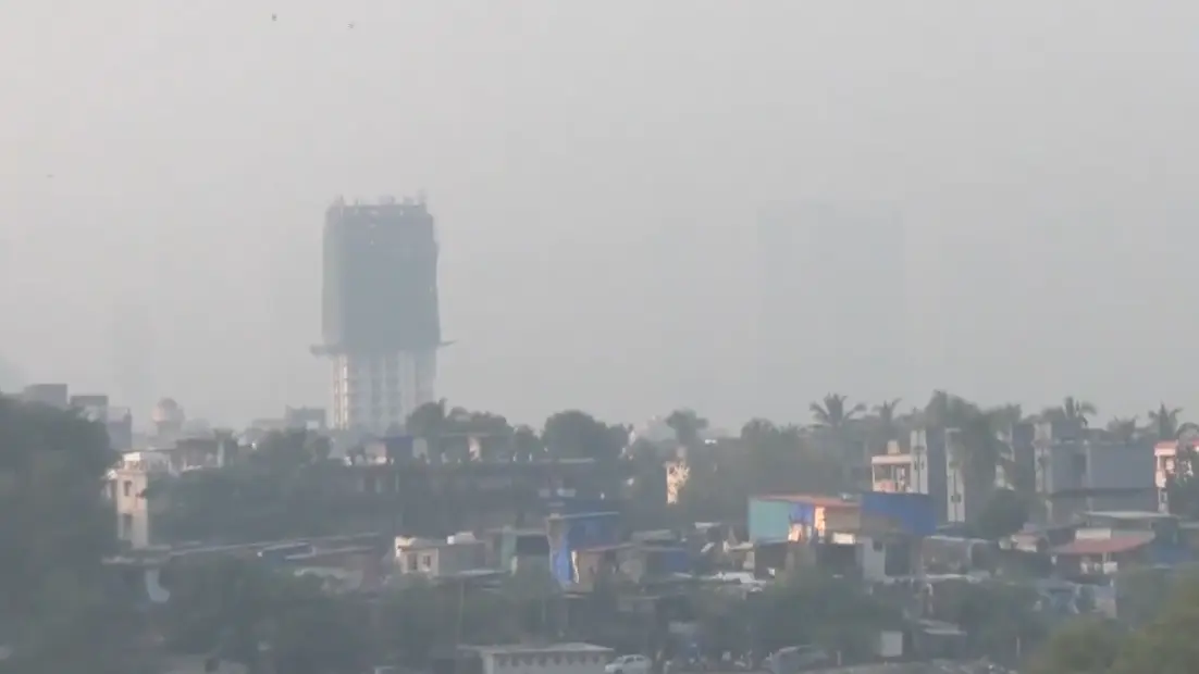 Mumbai and Delhi Air Quality:വായു മലിനീകരണം മുംബൈയില് അതിരൂക്ഷം; ഡല്ഹിക്ക് ആശ്വസം