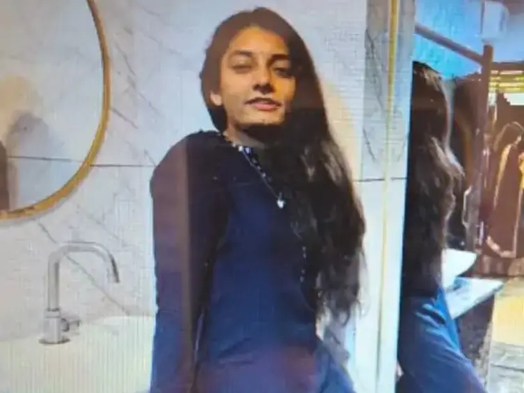 Jodhpur News: एम्स नर्सिंग ऑफिसर का वीडियो कॉल पर खौफनाक कदम, 3 साल पहले हुई थी शादी Jodhpur News: एम्स नर्सिंग ऑफिसर का वीडियो कॉल पर खौफनाक कदम, 3 साल पहले हुई थी शादी