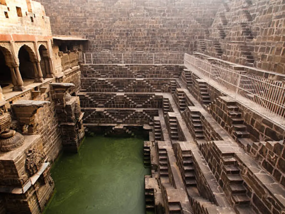 चांद बावड़ी की विशेषताएं