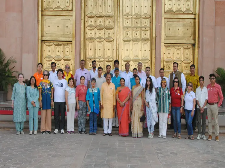 Rajasthan News: भारत भ्रमण पर मेक्सिको मैत्री दल, वासुदेव देवनानी से की मुलाकात Rajasthan News: भारत भ्रमण पर मेक्सिको मैत्री दल, वासुदेव देवनानी से की मुलाकात