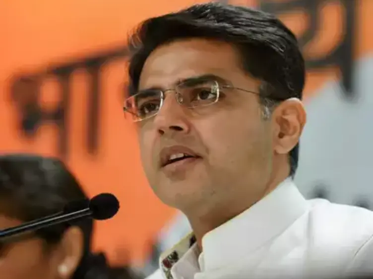 Rajasthan Politics: अहमदाबाद में दहाड़े सचिन पायलट, बोले- भले आपका वोट यहां पर हो, लेकिन आपकी आवाज राजस्थान तक भी जाती है... Rajasthan Politics: अहमदाबाद में दहाड़े सचिन पायलट, बोले- भले आपका वोट यहां पर हो, लेकिन आपकी आवाज राजस्थान तक भी जाती है...