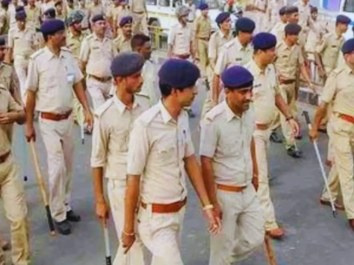Rajasthan Police Constable Bharti 2025: राजस्थान सरकार ने पुलिस विभाग में निकाली बंपर भर्ती, जानें आवेदन से लेकर सिलेक्शन तक की पूरी प्रक्रिया
