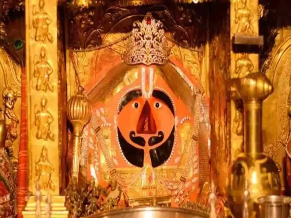 जब सपने में दाढ़ी-मूंछ वाले हनुमान जी ने दिए दर्शन, ये रहस्य जान रोंगटे हो जाएंगे खड़े