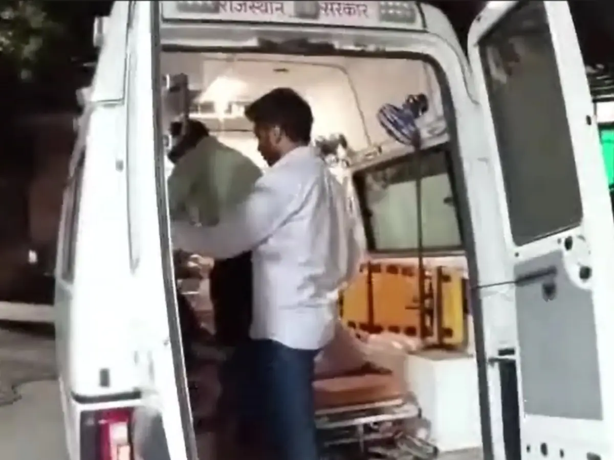 Alwar News: खाना बनाते वक्त 7 माह की गर्भवती महिला झुलसी