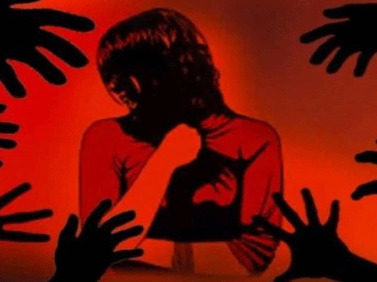 मदरसा में पढ़ाने के लिए निकली थी युवती, किडनैप कर 75 दिन तक 4 युवकों ने किया रेप मदरसा में पढ़ाने के लिए निकली थी युवती, किडनैप कर 75 दिन तक 4 युवकों ने किया रेप