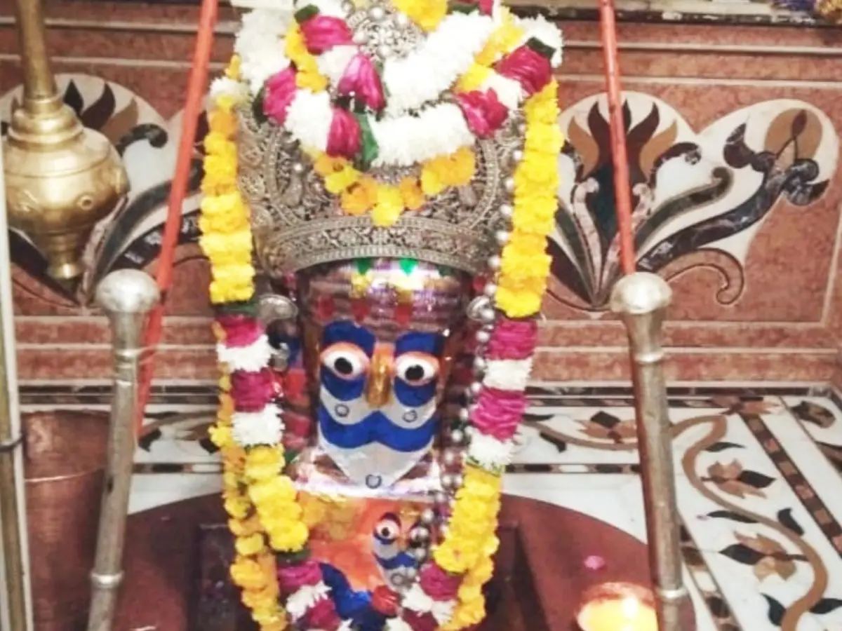 शनि महाराज का मंदिर