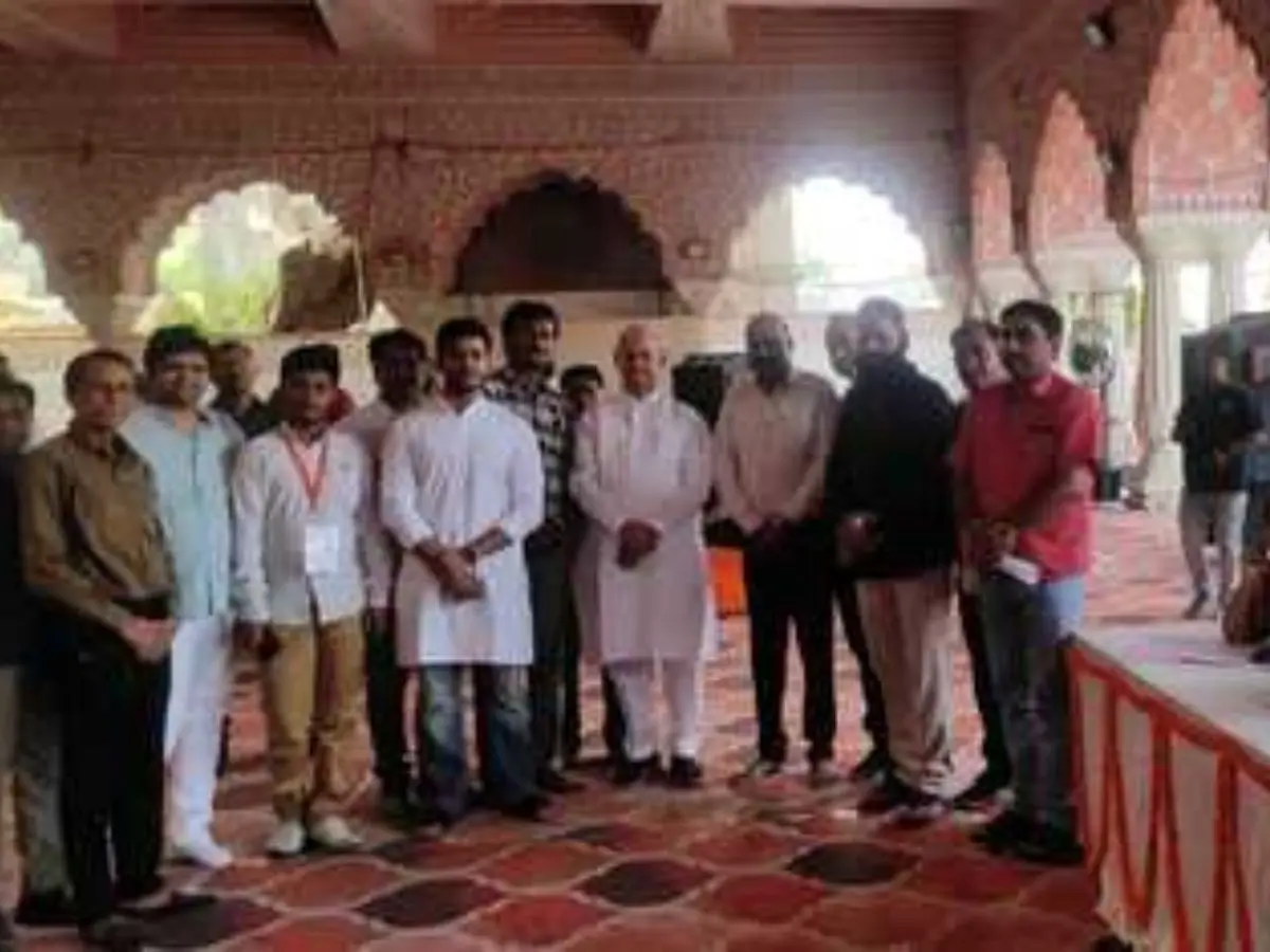 Jaipur News: पूर्व BJP प्रदेशाध्यक्ष भंवरलाल शर्मा की स्मृति में निशुल्क स्वास्थ्य जांच का आयोजन, हजारों लोगों का हुआ मुफ्त में इलाज Jaipur News: पूर्व BJP प्रदेशाध्यक्ष भंवरलाल शर्मा की स्मृति में निशुल्क स्वास्थ्य जांच का आयोजन, हजारों लोगों का हुआ मुफ्त में इलाज