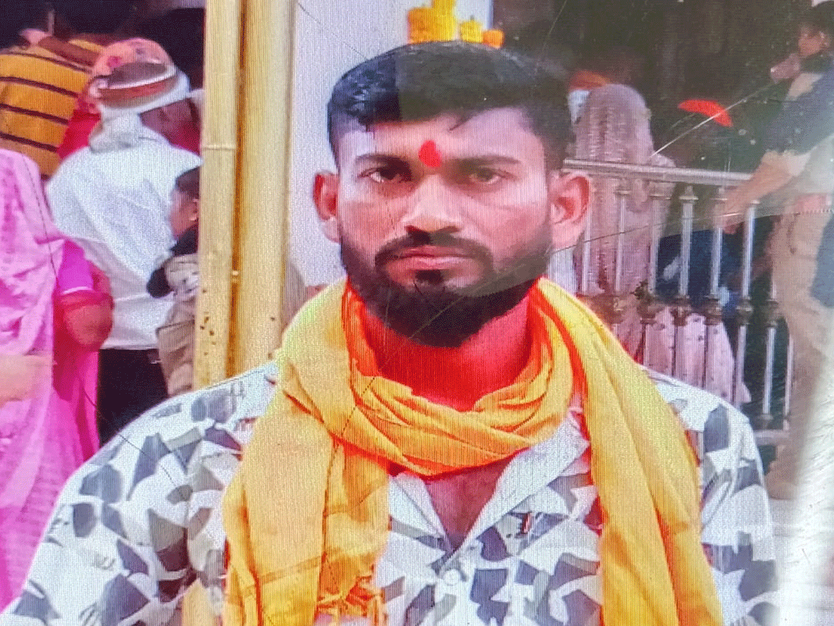 Dungarpur News: बाइक ने बाइक को मारी टक्कर, हादसे में एक मोटर साइकिल सवार की मौत Dungarpur News: बाइक ने बाइक को मारी टक्कर, हादसे में एक मोटर साइकिल सवार की मौत