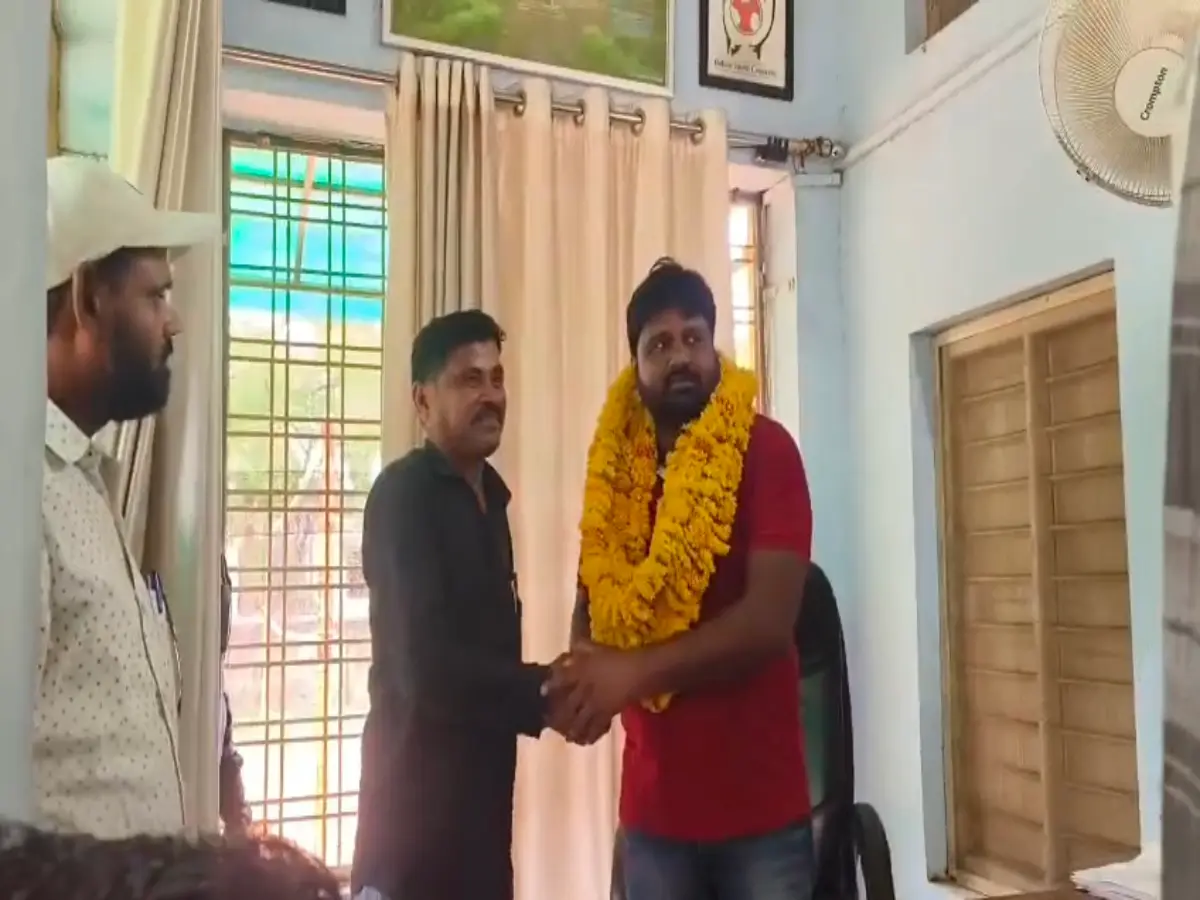 Dungarpur News: राजस्थान आदिवासी कांग्रेस के नए प्रदेश अधय्क्ष नियुक्त, आरक्षण को लेकर कर दी ये टिप्पणी Dungarpur News: राजस्थान आदिवासी कांग्रेस के नए प्रदेश अधय्क्ष नियुक्त, आरक्षण को लेकर कर दी ये टिप्पणी