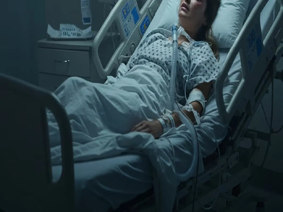 अलवर के अस्पताल में शर्मनाक कांड! ICU में भर्ती महिला को नशे का इंजेक्शन देकर किया रेप अलवर के अस्पताल में शर्मनाक कांड! ICU में भर्ती महिला को नशे का इंजेक्शन देकर किया रेप