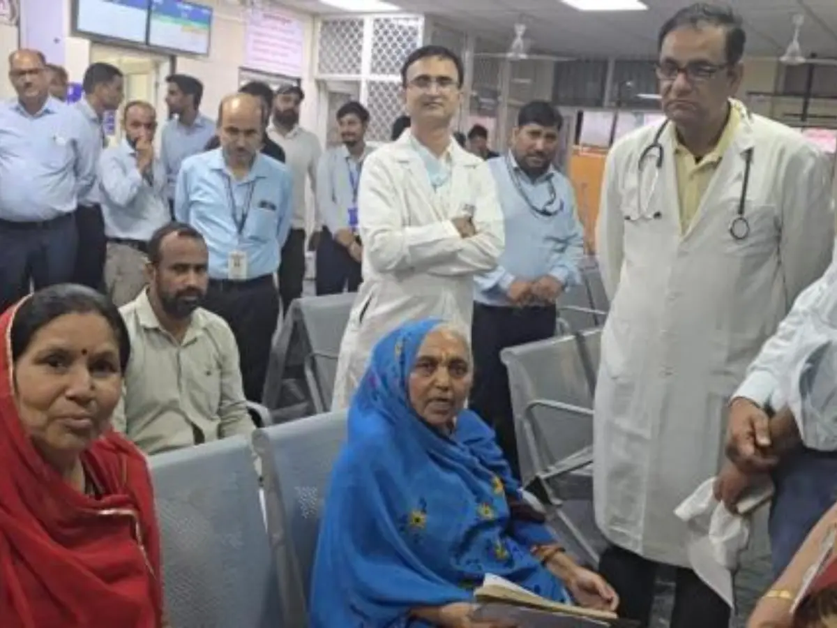 Jaipur News: जयपुरिया हॉस्पिटल में क्यू मैनेजमेंट सिस्टम की शुरुआत, अब नहीं लगानी पड़ेगी लाइन, टोकन सिस्टम से मरीजों को फायदा