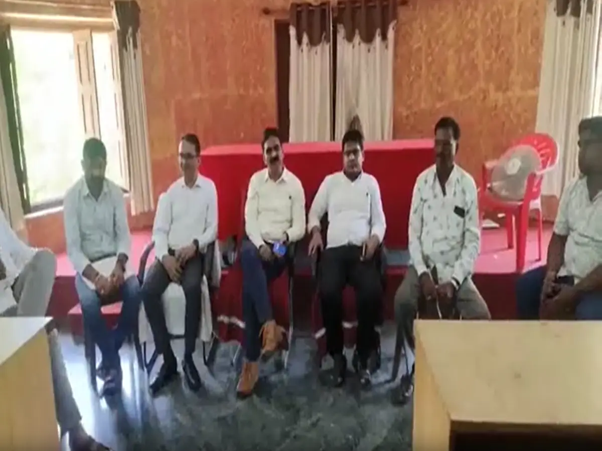 Pratapgarh News: दीपेश्वर तालाब को मिलेगा नया जीवन! स्वच्छता के लिए उठे सार्थक कदम