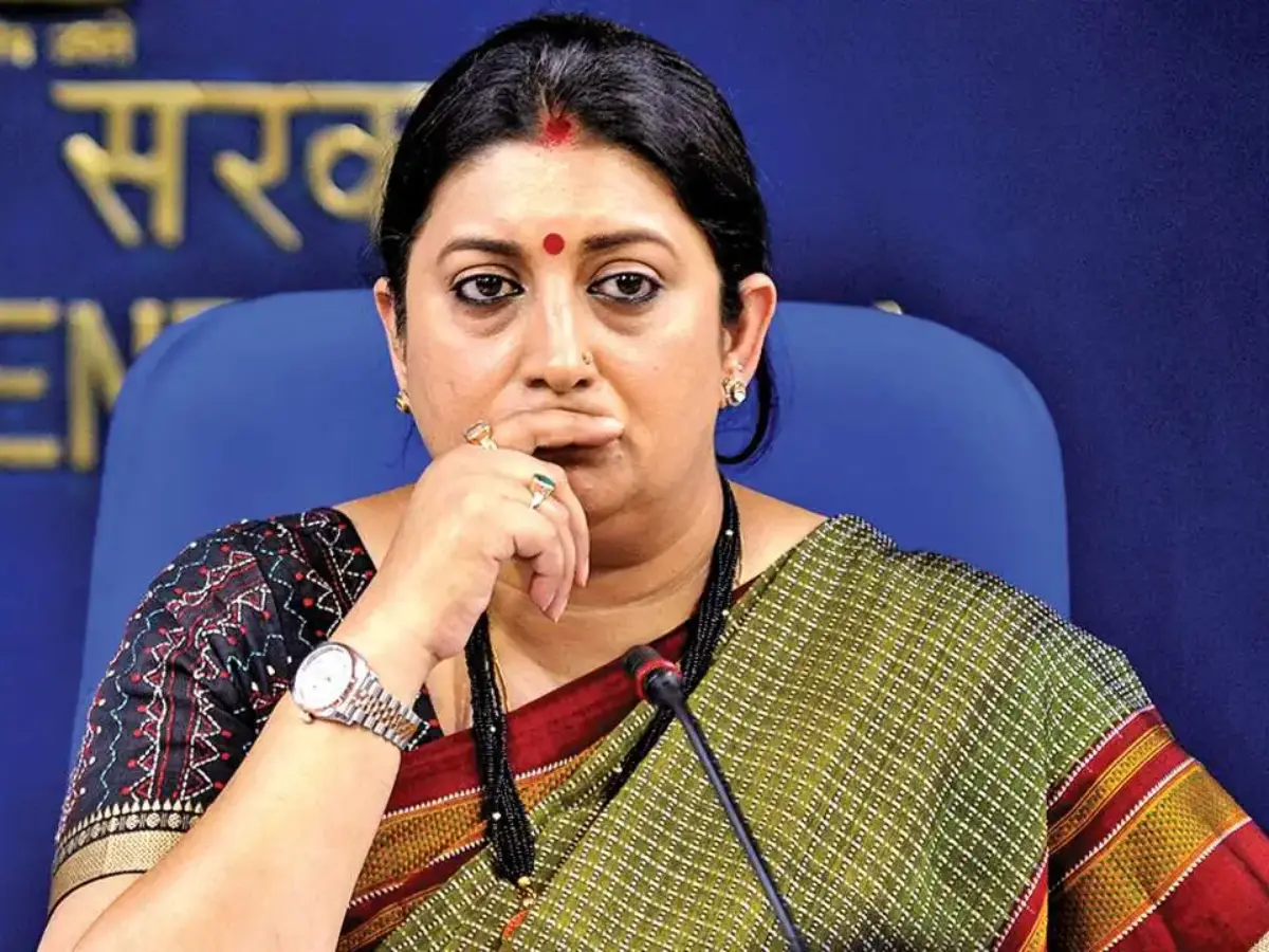 Alwar News: स्मृति ईरानी का कांग्रेस पर तंज, बोलीं- सास-बहू मेरा पीछा नहीं छोड़ेंगी... खिलाड़ियों को मोटिवेट करते हुए राजनीति पर दिया बयान