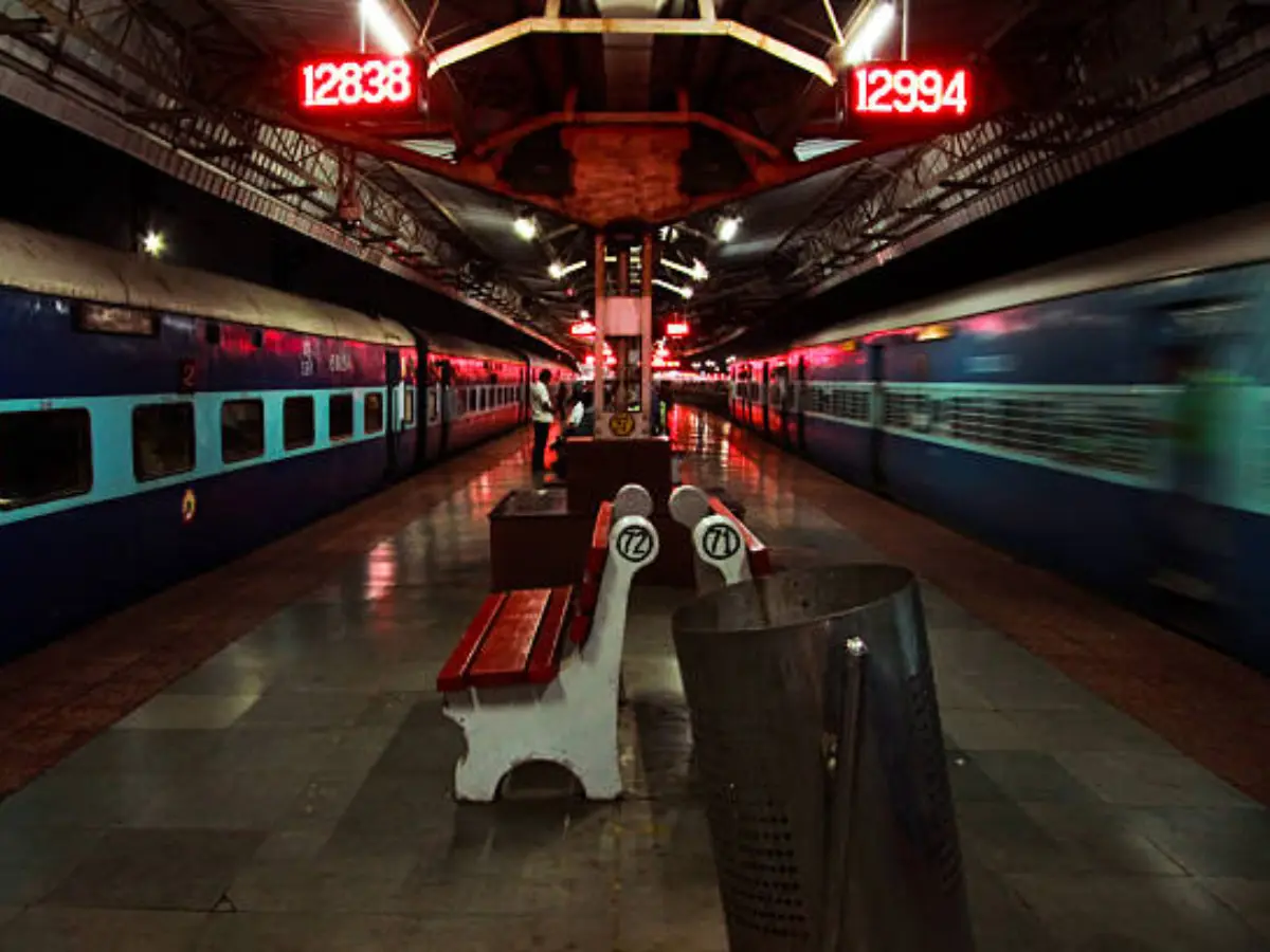 Rajasthan Unique Railway Station: आधा राजस्थान और आधा मध्य प्रदेश, जानें दो राज्यों की जमीन पर बना एक रेलवे स्टेशन