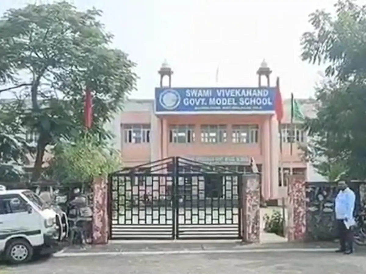 भीलवाड़ा में सरकार के प्रतिष्ठित मॉडल स्कूल का रिजल्ट आ रहा खराब, घट रहा शिक्षा का स्तर भीलवाड़ा में सरकार के प्रतिष्ठित मॉडल स्कूल का रिजल्ट आ रहा खराब, घट रहा शिक्षा का स्तर