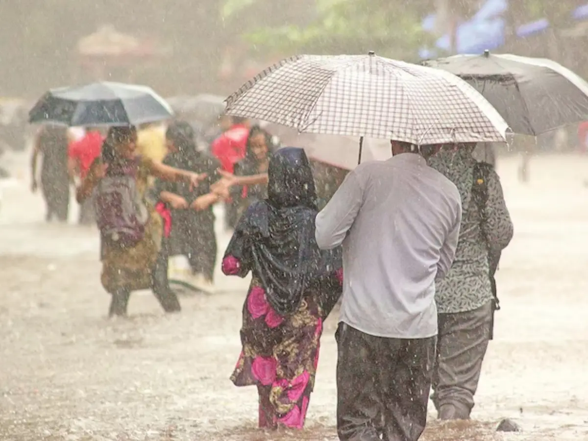 Rajasthan Weather Today : राजस्थान में भारी बारिश की चेतावनी जारी, 29 जिलों के लिए अलर्ट......!